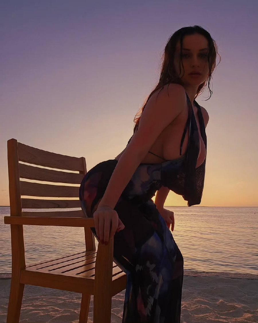 Sexy girl Miranda Faith nude in Copenhagen